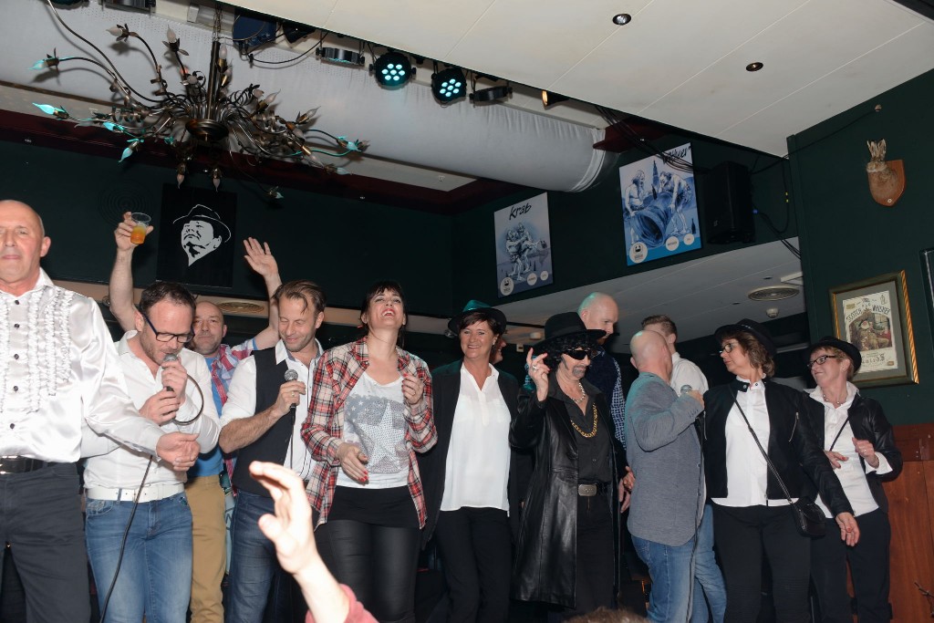 ../Images/Heel Noordwijkerhout zingt Hazes 492.jpg